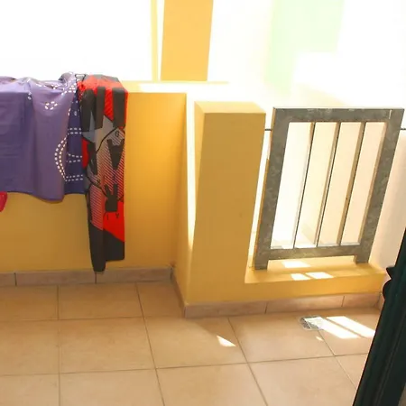 Con Piscina E Garage A 300 M Da E Centro Apartment *